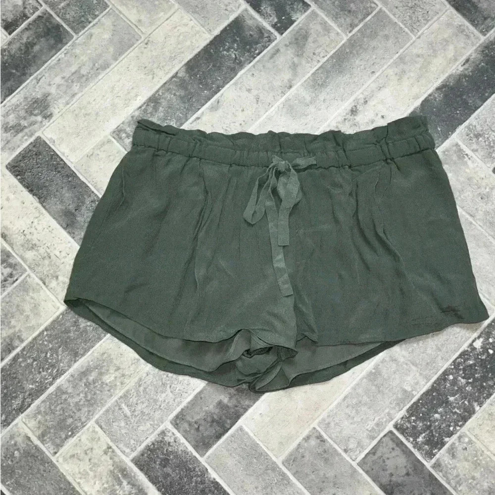 Aritzia - Wilfred Shorts